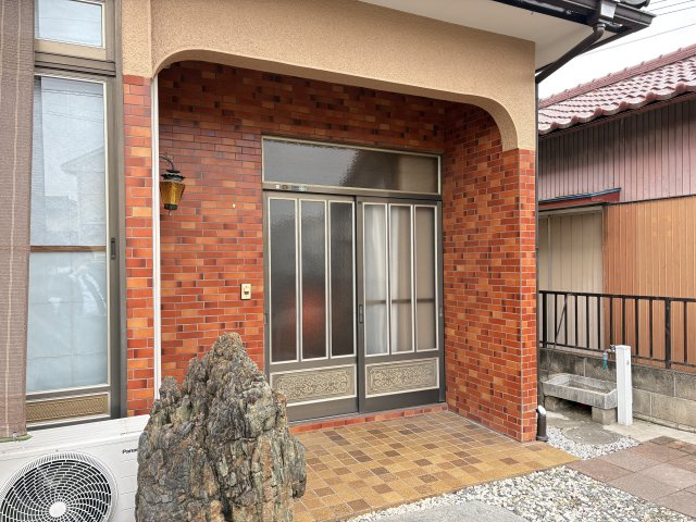 【玄関】 | 本庄市日の出　中古戸建