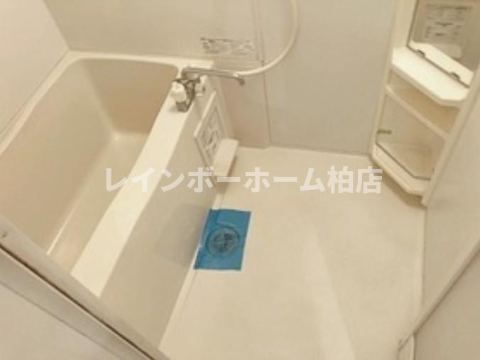 特典：仲介手数料が無料です!!の浴室|落ち着いた空間のお風呂です