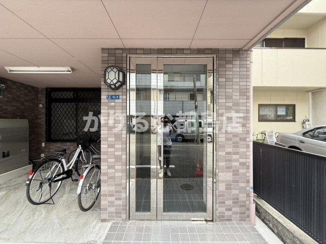 クォーク新森のエントランス