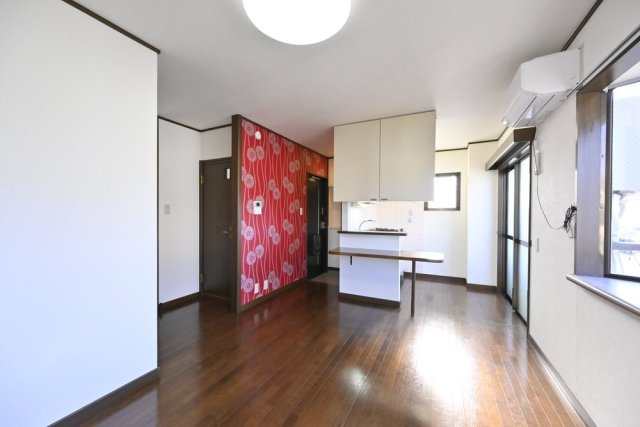 【居間・リビング】