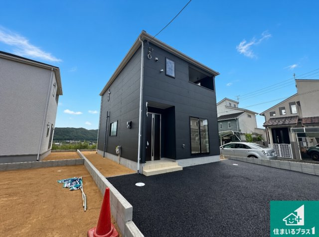 ●生駒郡平群町若葉台　第1期　新築一戸建ての外観|お客様に長く安心して住んでいだだける事にこだわった家づくり！住んでからのアフターサービスにもしっかりと取り組んでいます！