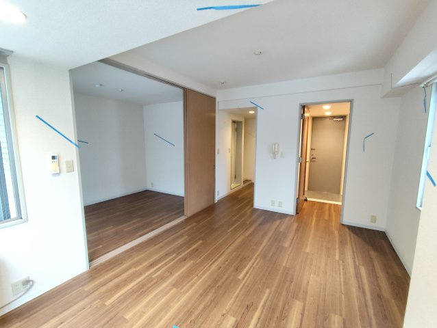 CITY HOUSE ISHIKIの居間・リビング