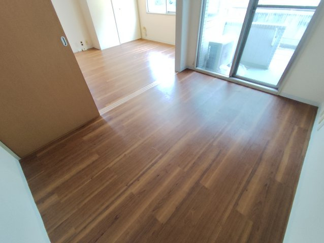 CITY HOUSE ISHIKIの洋室
