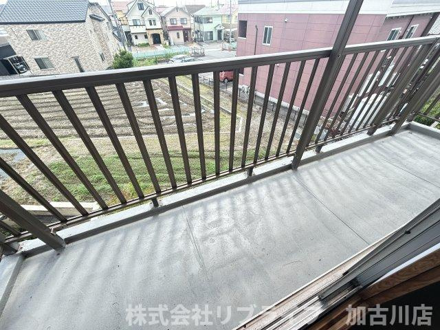 二屋戸建てのバルコニー