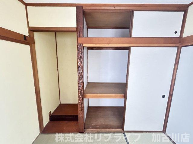 二屋戸建ての収納