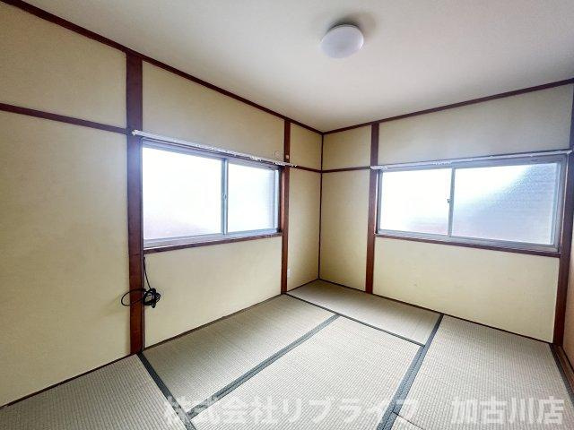 二屋戸建ての和室