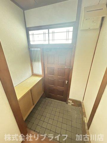 二屋戸建ての玄関
