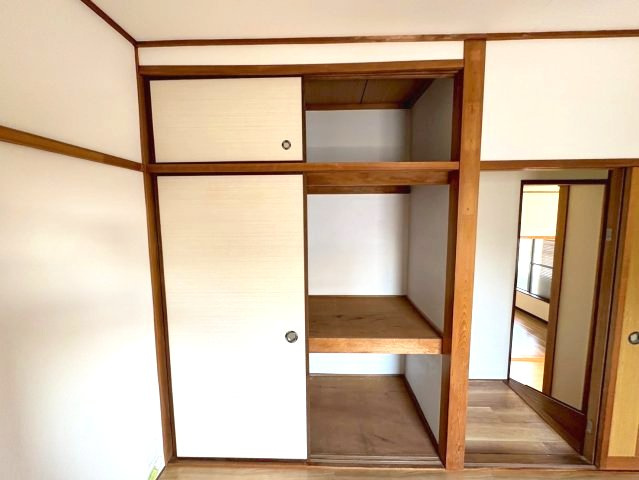 羽曳野市はびきの１丁目の一戸建ての収納
