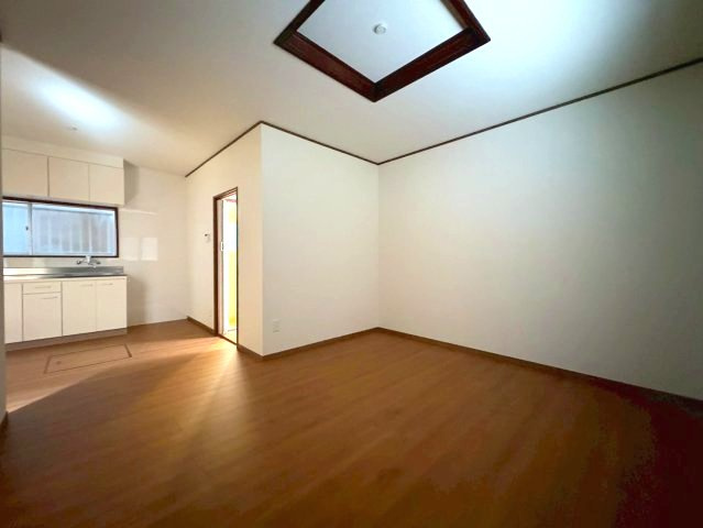 羽曳野市はびきの１丁目の一戸建ての居間・リビング