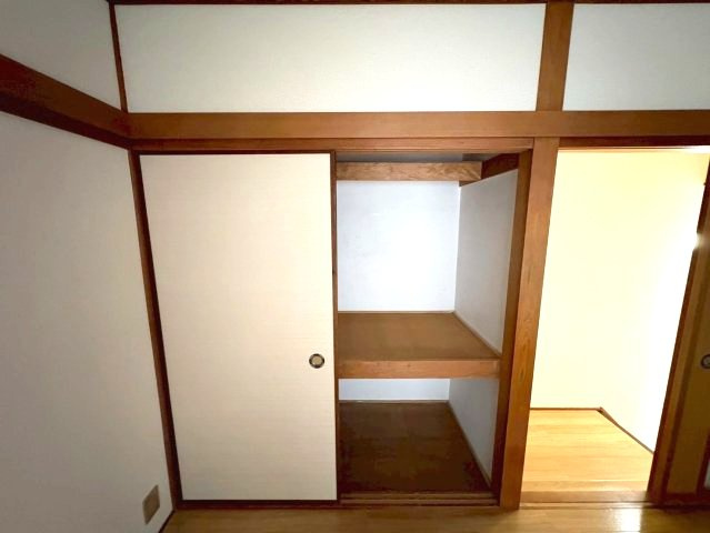 羽曳野市はびきの１丁目の一戸建ての収納