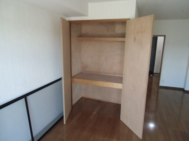 TONBOマンションの収納|大きいクローゼットでたっぷり収納出来ます
