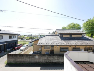 【展望】 | 甲斐市竜王 内外装一新 南道路 敷地74坪 車5台 | バルコニーから南側を望む