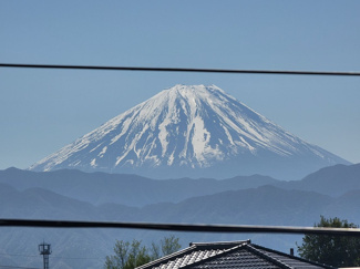 【展望】 | 甲斐市竜王 内外装一新 南道路 敷地74坪 車5台 | 富士山一望