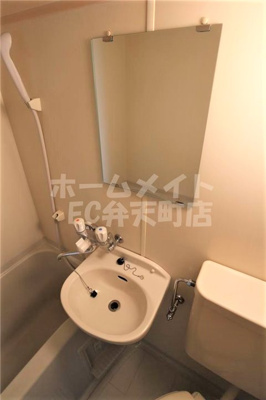 【洗面所】 | ピア弁天 | スペースが確保できる洗面所です