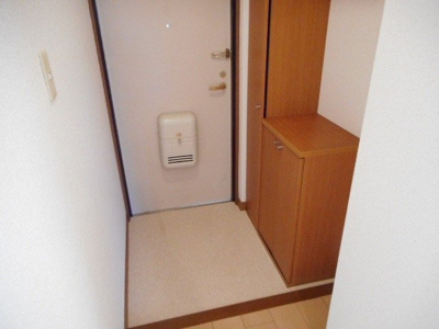 【玄関】 | ラルジュウエスト