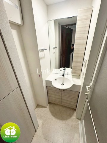 ガーラ・グランディ深川住吉の独立洗面台