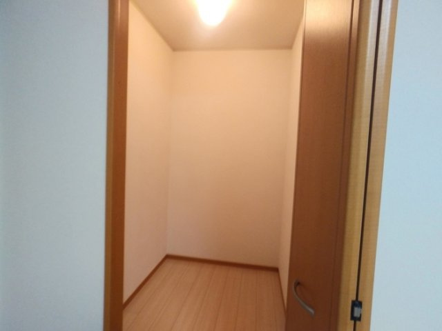 エクレール　東の収納
