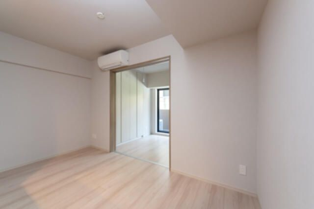 ディオスプラド