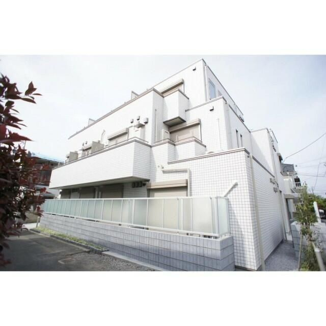 Ｐａｌｕｄｅ新桜台の外観