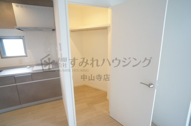 ELEGANTE宝塚の収納