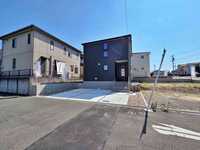 【外観】 | 知多市梅が丘第5　3号棟【仲介手数料0円】