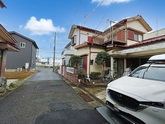 三郷市　幸房　売地　全1区画の前面道路含む現地写真|前面道路含む現地写真です