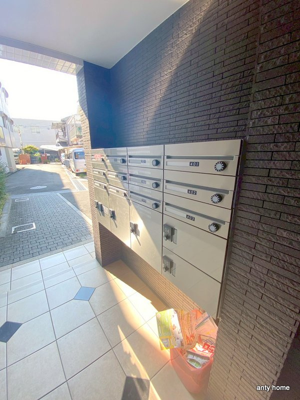 イースト ブルーの設備