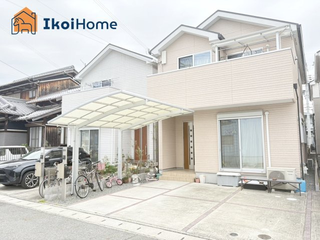 神戸市西区宮下１丁目　中古戸建の駐車場|●年中無休：当日予約可●お車並列で2台駐車可能！自転車やバイク等も置いて頂けます。