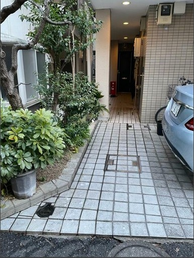 【エントランス】