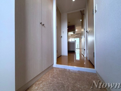 【玄関】 | ハーモニーレジデンス名古屋今池 | 収納もある玄関です