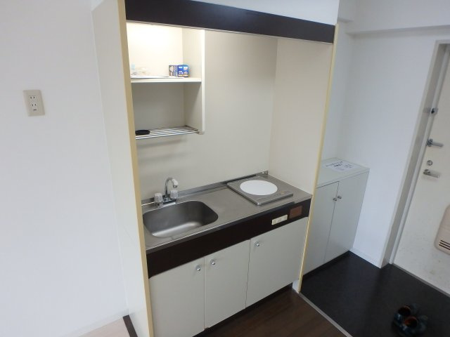 【キッチン】 | アイビーコートⅡ | コンパクトなキッチンで掃除もラクラク
