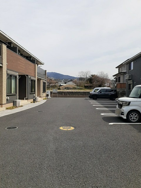 マジェスティック　パラッツォⅠの駐車場