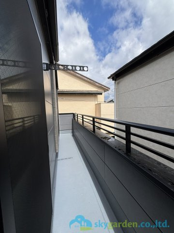 平塚市袖ケ浜4期　新築戸建　全3棟3号棟のバルコニー