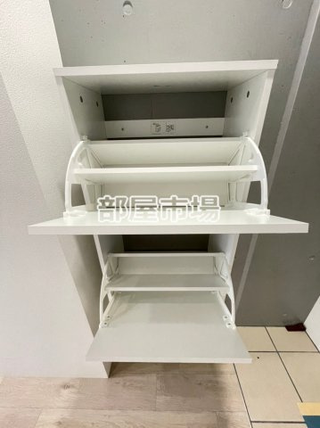 Bloom Tower Uenoの玄関|シューズボックス