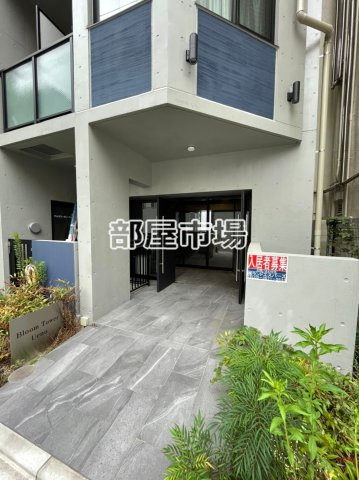 Bloom Tower Uenoのエントランス