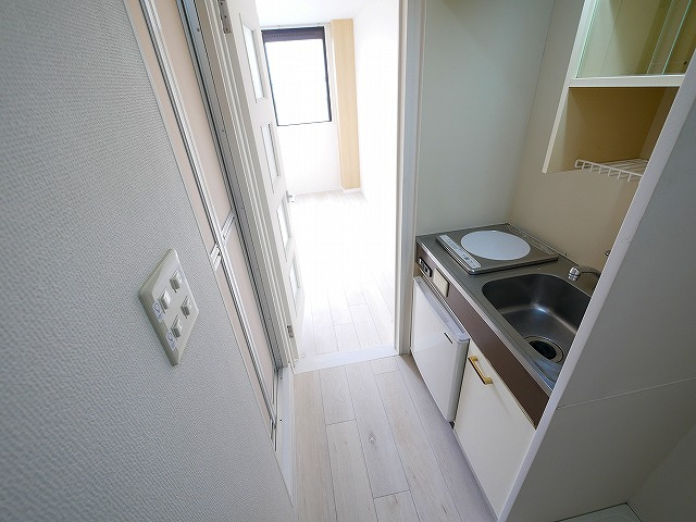 KASHIHARA CITY BUILDINGのキッチン|お料理しやすいキッチンです