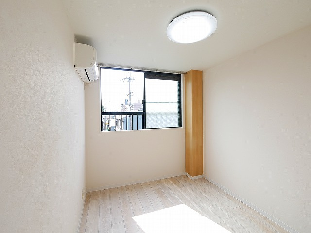 KASHIHARA CITY BUILDINGの寝室|使い勝手のいい寝室です