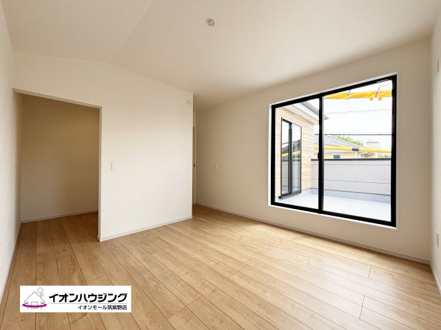 春日市紅葉ヶ丘東1期1号棟