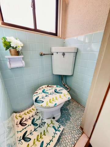 霞ヶ丘5丁目戸建のトイレ