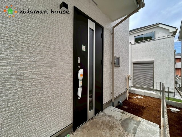 北本市宮内2期　新築戸建　ハートフルSの玄関