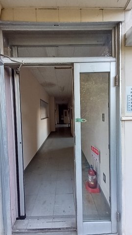 【玄関】 | 熱海市泉 事務所・店舗・工場 | 2階部分の写真です。