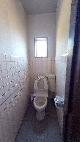 【トイレ】 | 熱海市泉 事務所・店舗・工場 | 2階部分の写真です。