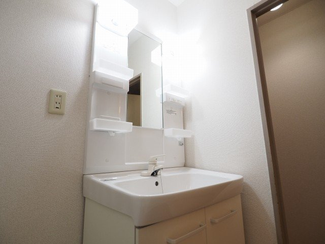 ニューキャッスルＩＫの独立洗面台