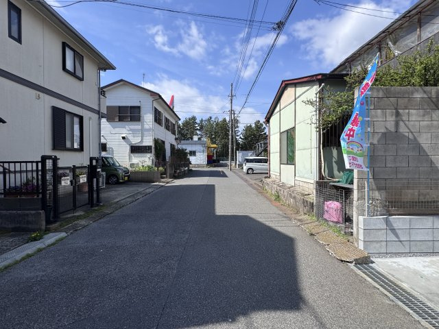 柏大津ケ丘1丁目（大津ヶ丘台第一小学校:徒歩9分）の前面道路含む現地写真|南東側前面道路・幅員約6ｍ