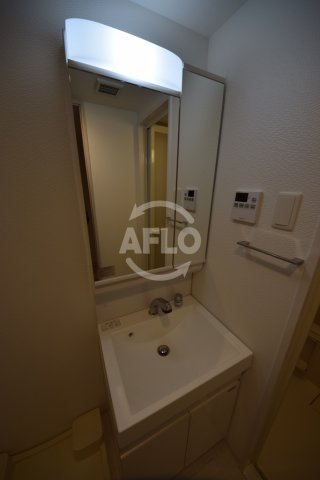 S-RESIDENCE阿波座WESTの独立洗面台|S-RESIDENCE阿波座WEST　独立洗面化粧台
