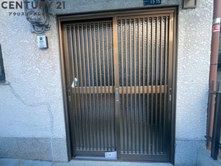 大庄北三丁目戸建のエントランス