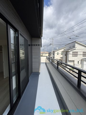 平塚市袖ケ浜4期　新築戸建　全3棟2号棟のバルコニー