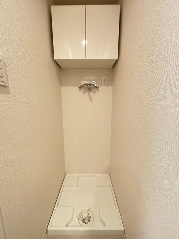 【洗濯パン】デッドスペースになりがちな上部を収納として活用