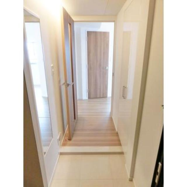 パークアクシス小伝馬町の玄関|※写真は同タイプ住戸です。