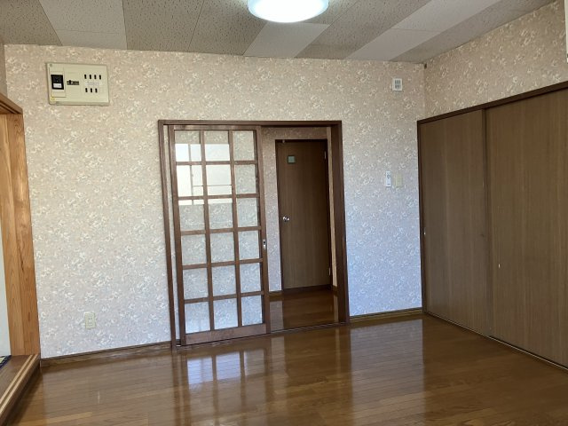 プリヴェイル藤木の居間・リビング